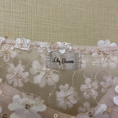 美品　リリーブラウンの画像