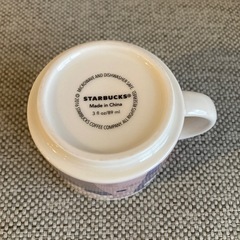スタバの小さめコーヒーカップの画像