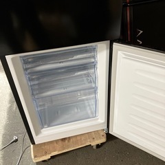 ロ2408-415 Hisense ノンフロン冷凍冷蔵庫 HR-D1701B 2024年製 2ドア 175L キズ汚れ有りの画像