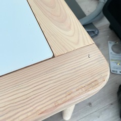 IKEA フリサット キッズ テーブルの画像