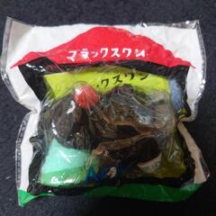 アフラック　ブラックスワンマスコット