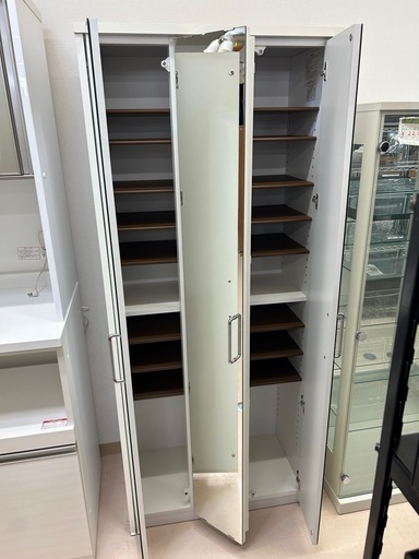 アース美原店　美品　ミラー付き　シューズボックス　下駄箱　ホワイト