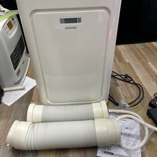 良品 TOYOTOMI トヨトミ スポットクーラー TAD-22KW 2020年製 冷暖房エアコン