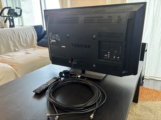 TOSHIBA液晶テレビ32型