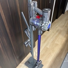 Dyson 掃除機　DC62