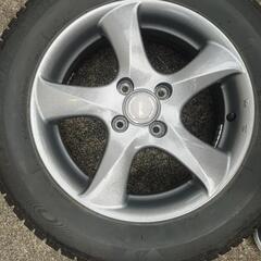 スタッドレスタイヤホイール付185-65R-15の画像