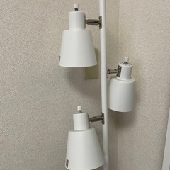 フロアランプ　スタンド照明