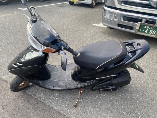 取引中です。週末ごとに修理するので高くなります。ホンダ⭐️ライブディオZX⭐️レストアベース⭐️初ばく確認