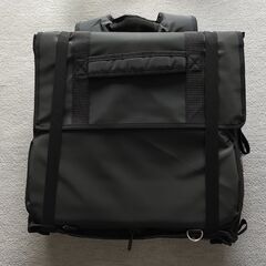 ウーバーイーツの配達バックをお売りします【未使用】の画像