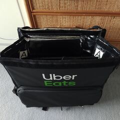 ウーバーイーツの配達バックをお売りします【未使用】の画像
