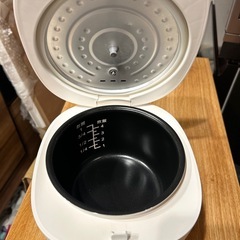 内釜綺麗 PURETONE  多機能4合炊飯器 取説付きの画像