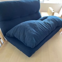 2人掛けローソファ難あり
