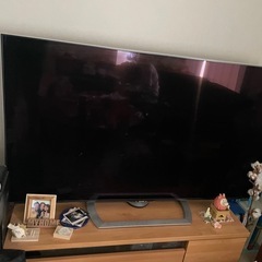 AQUOS 60インチTV