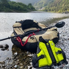 BAENAI-CAMPERS★8/17→8/18🏕️晩夏の仁淀の流れに夏目雅子さんを偲ぶ🌌郷土出身の大作家、宮尾登美子先生著『鬼龍院花子の生涯』で鬼政こと、鬼龍院政五郎の養女、松恵（夏目雅子演）が逆境を乗り越え小学校教員となり赴任した高岡郡越知町の仁淀川河原にて − 高知県