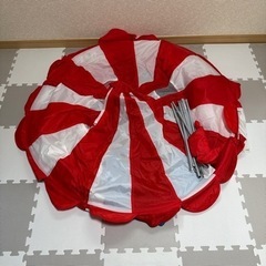 こども用テント&IKEAのトンネルの画像