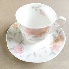 ノリタケ　ANLIETTE　コーヒー、紅茶カップ&ソーサー各6客ケーキ皿6枚の画像