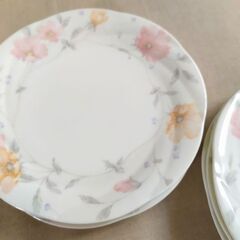 ノリタケ　ANLIETTE　コーヒー、紅茶カップ&ソーサー各6客ケーキ皿6枚の画像