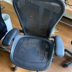アーロンチェア