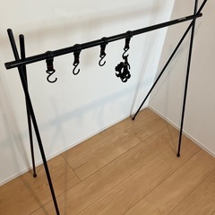 【取引完了】アウトドア用ハンガーラックの画像