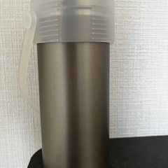 ワークマン　真空保冷ペットボトルホルダー