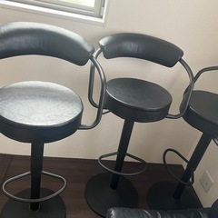 カウンターチェアの画像