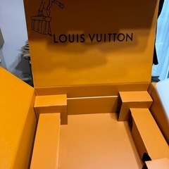 ルイヴィトン　ダンボール箱ラッピング用品 箱の画像