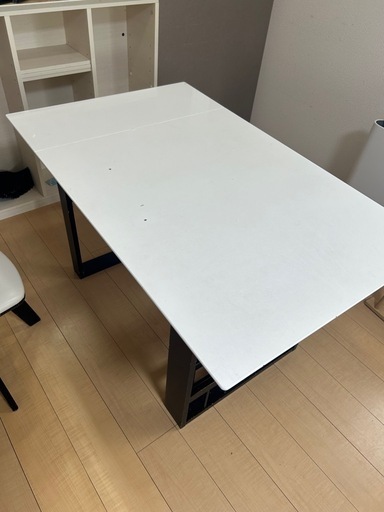ダイニングテーブル　椅子　セット