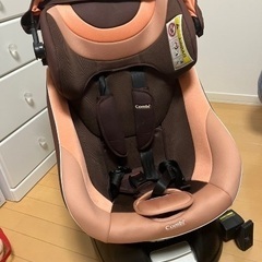 ネルーム　コンビ　チャイルドシート