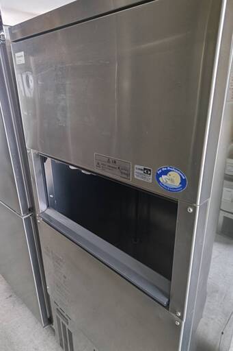 パナソニック　バーチカルタイプ製氷機　SIM-S241VNSB　2016年　リサイクル品