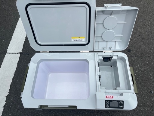 【受渡済】﹨本日限定出品∕  makita 充電式保冷温庫