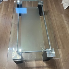 テーブル