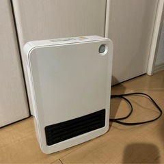 【人感センサー付】アイリスオーヤマ セラミックファンヒーター 