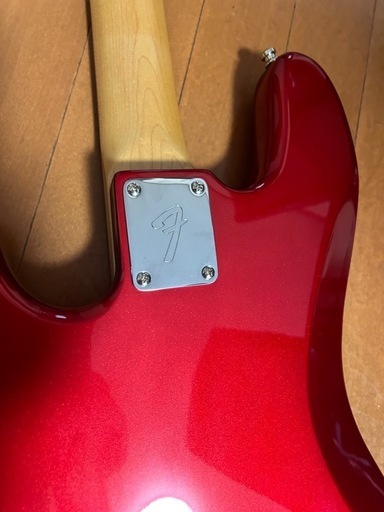 SQUIER PJタイプ
エレキベース