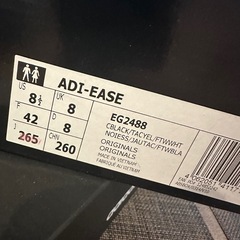 adidasスニーカーEG4288の画像