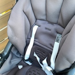 Combi ベビーカー　中古、シミ有り　清掃、洗濯済の画像