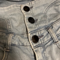 エモダ デニムの画像