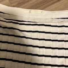 GUボーダートップスの画像