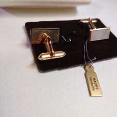 OSIRIS PARIS 本真珠カフスボタンの画像