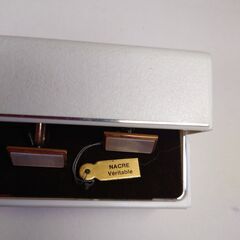 OSIRIS PARIS 本真珠カフスボタンの画像