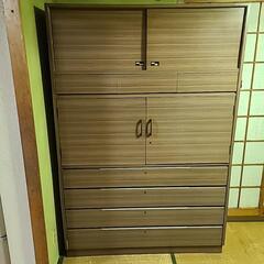 タンスと本棚