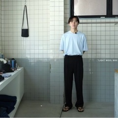 ★24SS★ 新品未使用タグ付き！LIGHT WOOL MAX GABARDINE TWO-TUCK SLACKS の画像