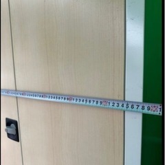 【商談中】スチール収納棚　事務所の書類保管に！　木目　棚付きの画像