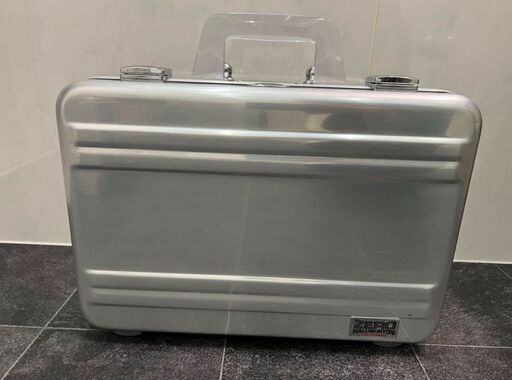 ゼロハリバートンアタッシュケースクリアハンドル