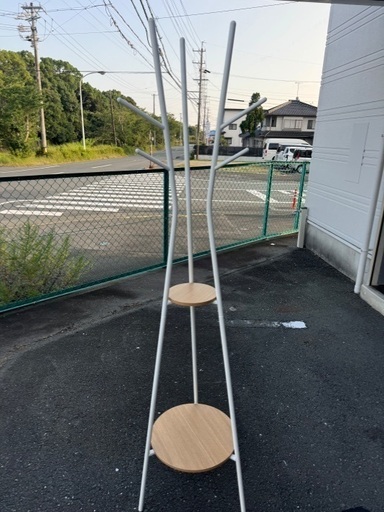 ポールハンガー