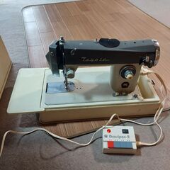 電動ミシン（元足踏みミシン）の画像