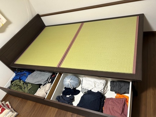 セミダブルベッド