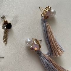 ビジュー フリンジピアス 4点セット ハンドメイド パール　シリコン　まとめ売りの画像