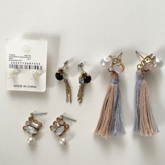 ビジュー フリンジピアス 4点セット ハンドメイド パール　シリコン　まとめ売りの画像