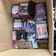遊戯王まとめ売り約1400枚
