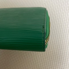 長財布　緑の画像